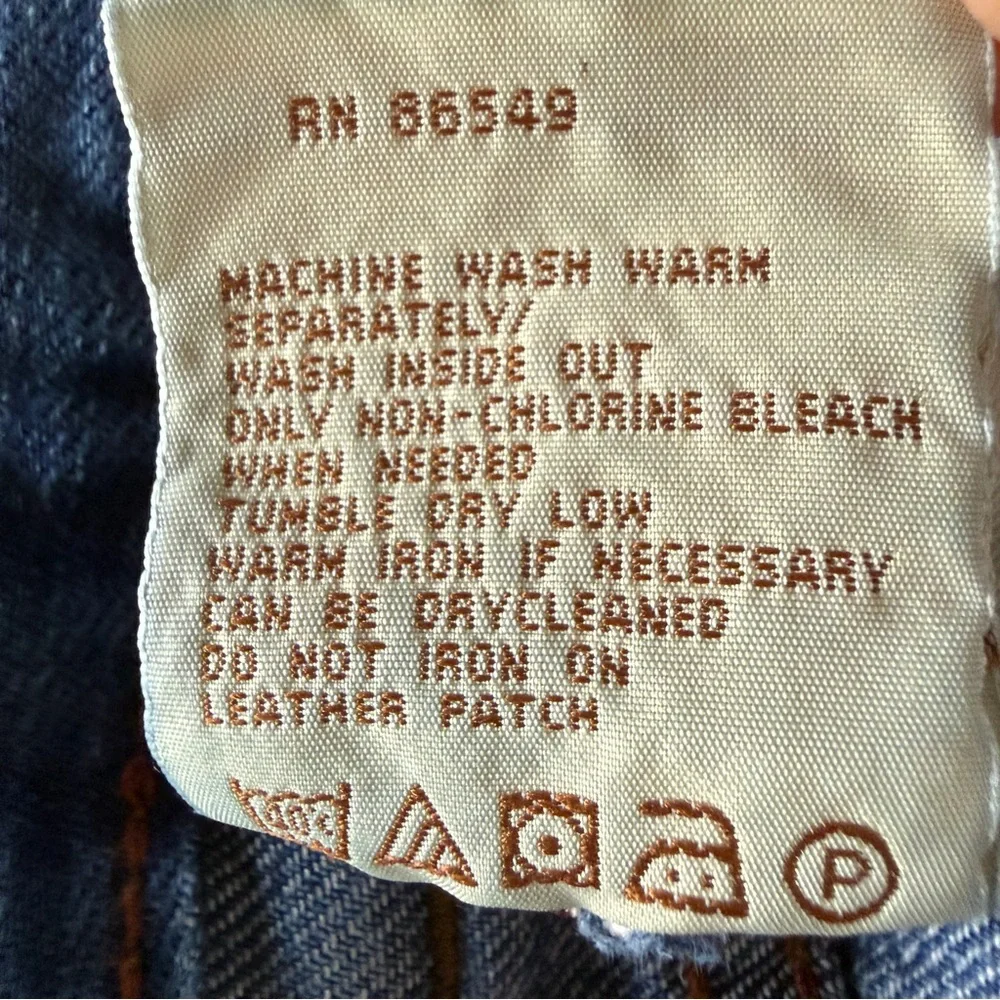 Tommy Bahama excellent preowned